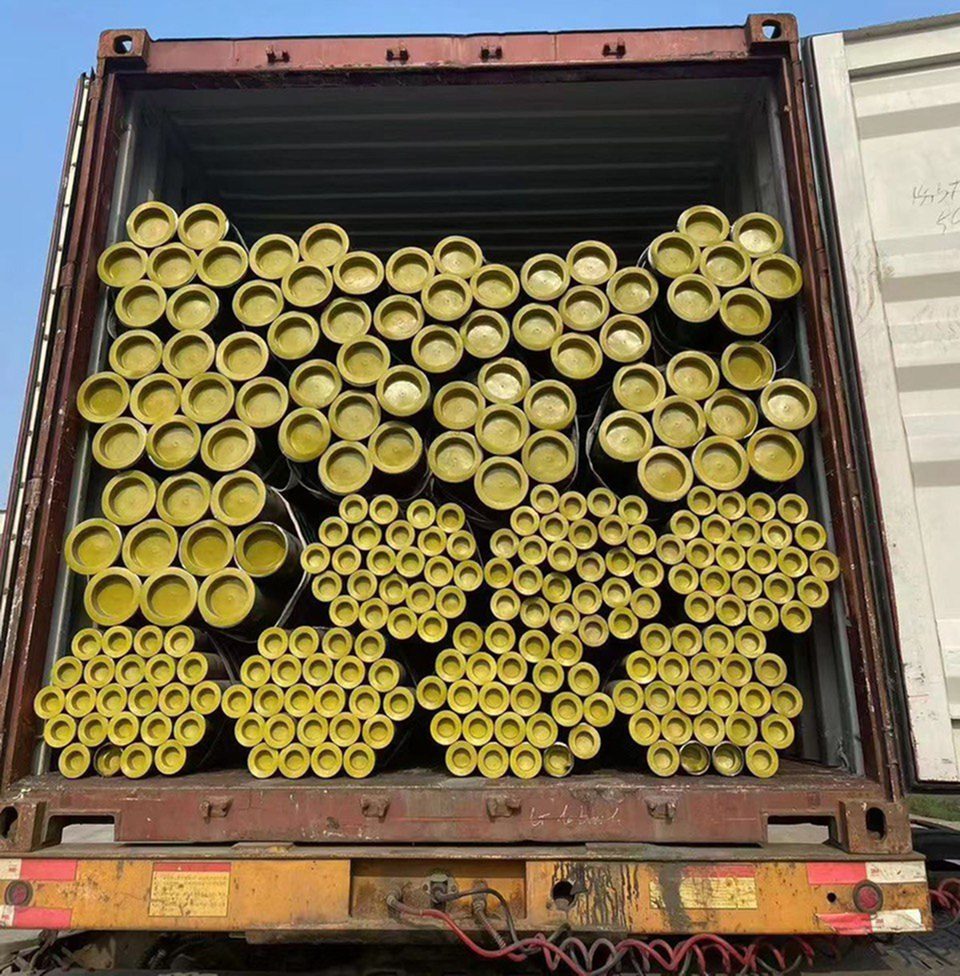 Труба г/к сталь 20 (аналог GBT8163, сталь Q345)